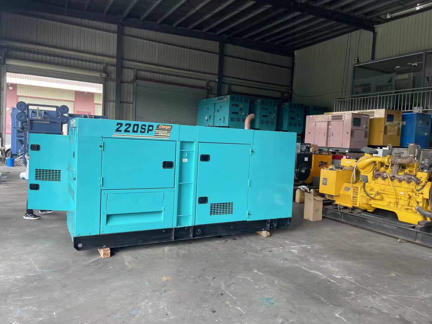 瑞丽800kW 柴油发电机的输出电流波动范围是多少?