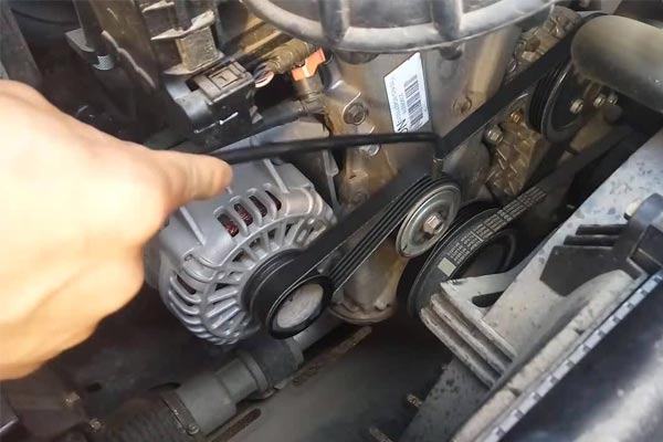瑞丽转速传感器的工作原理是什么？